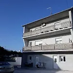 דירה Karlo Antonio טרוגיר