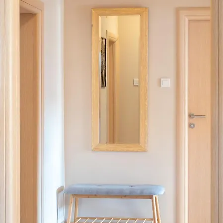 Karlo Antonio Apartman